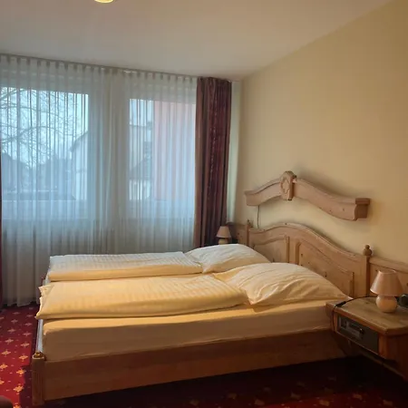 Hotel Kronprinz Garni-2