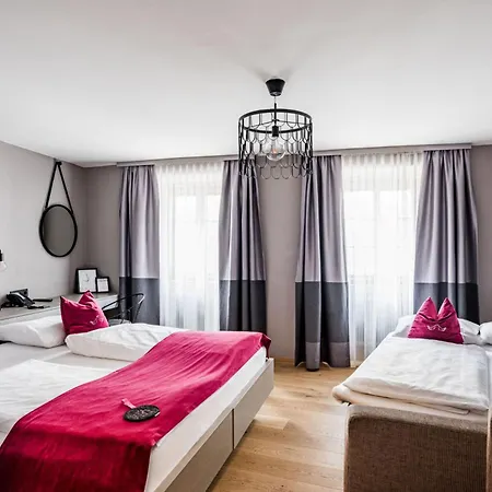 Altstadthotel Weisse Taube-3