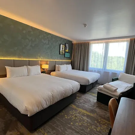 Holiday Inn London Gatwick - Worth By Ihg-3