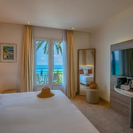 Best Western Premier Hotel Prince de Galles-3