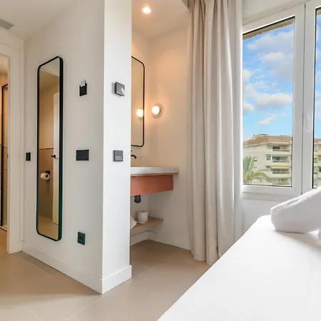 Akquaaa Boutique Hotel-2