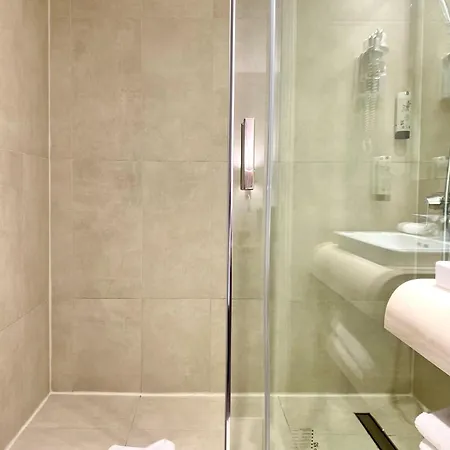 Hotel Central Saint Germain-3