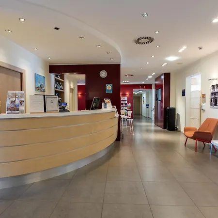 Best Western Palace Inn Hotel-2