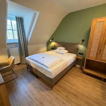 Landhotel Kauzenberg-2