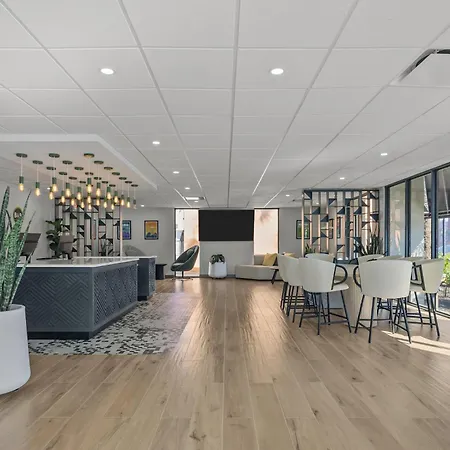 B&B Hotel Orlando International Drive Near Universal - Newly Renovated!-3