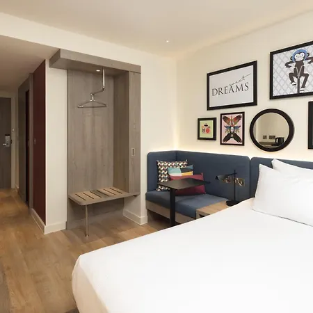 Hampton By Hilton London City-2