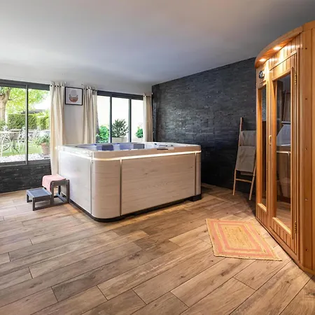 Hôtel Bristol, Le Puy-en-Velay-3