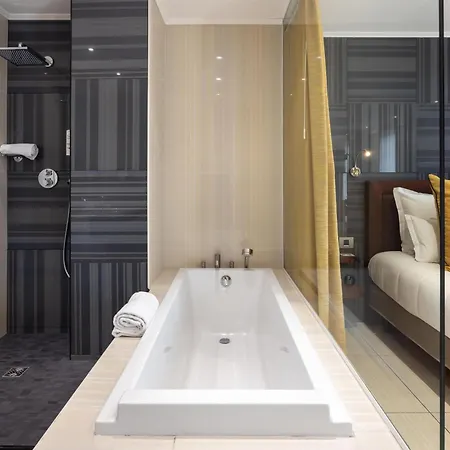 Best Western Plus Hotel Massena Nice-3