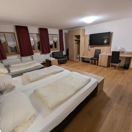 Hotel Gasthof Zum Löwen-3