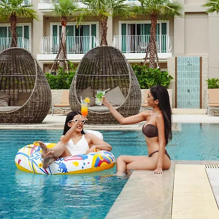 M Social Hotel Phuket-3