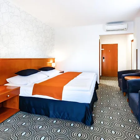 Parkhotel Plzen Congress Center-3