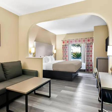 Quality Suites Houston Nw Cy-Fair-2