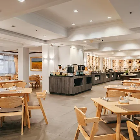 Heeton Concept Hotel Pattaya By Compass Hospitality-2