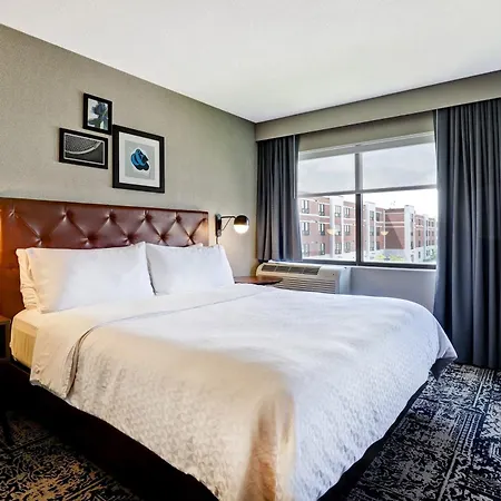 Four Points By Sheraton St. Catharines Niagara Suites-2