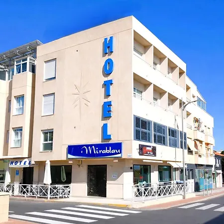 Hotel y Apartamentos Mirablau-2
