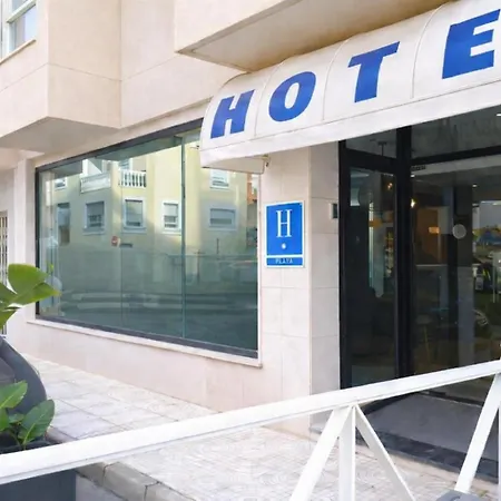 Hotel y Apartamentos Mirablau-3