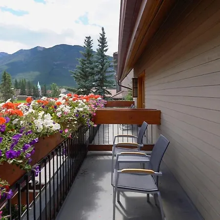 Banff Ptarmigan Inn-2