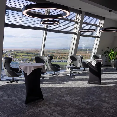 Pannonia Tower Hotel Parndorf-2