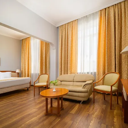 Ramada By Wyndham Plovdiv Trimontium-2