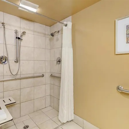 Best Western Plus Garden Court Inn-2