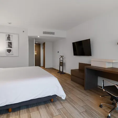 Real Inn Perinorte-3