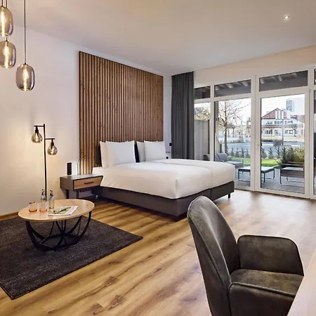 Lindner Nürburgring Motorsport Hotel-3