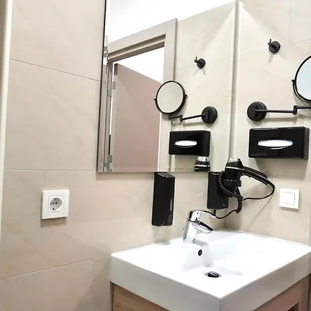 Hotel Atlas Halle-2