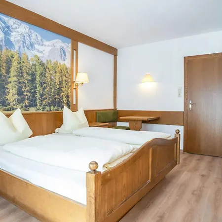 Hotel Bergland Obsteig-3