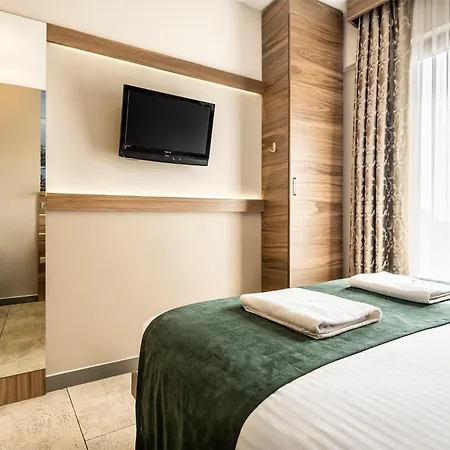 The Pera Hotel-2