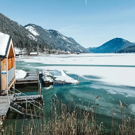 Regitnig - 4 Sterne Hotel Und Chalets-3