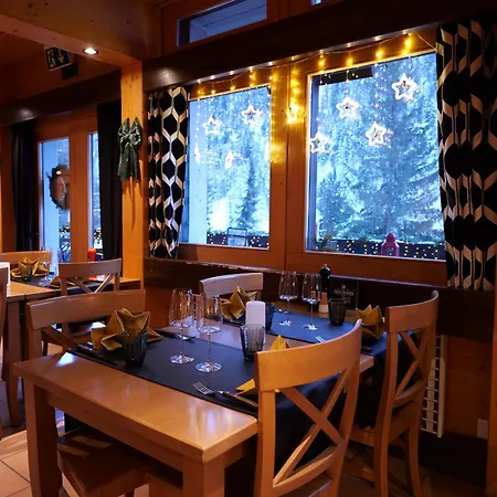 Hotel Cristal - Swiss Riders Lodge Grimentz-2