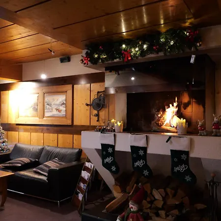 Hotel Cristal - Swiss Riders Lodge Grimentz-3