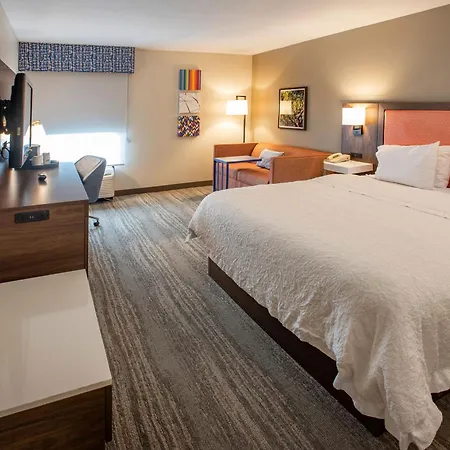 Hampton Inn Pensacola-Airport-2