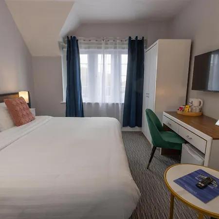 Best Western The Plough Hotel-2