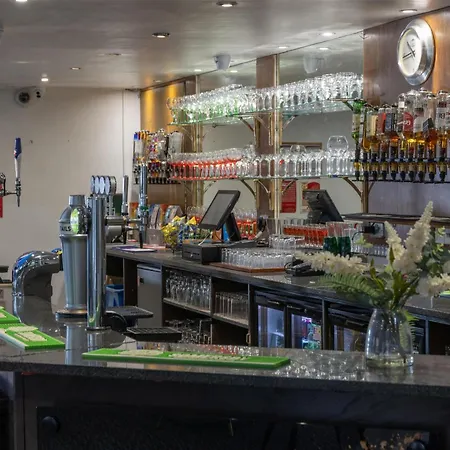 Best Western The Plough Hotel-3