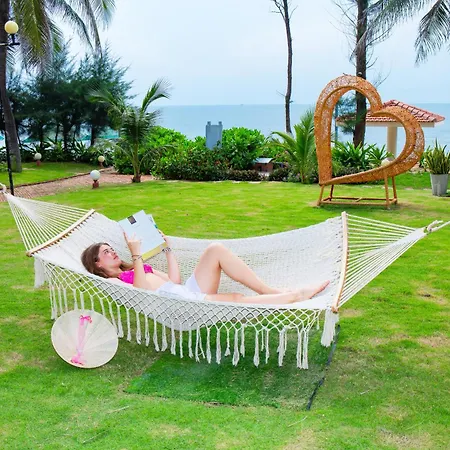 Golden Coast Resort & Spa-3