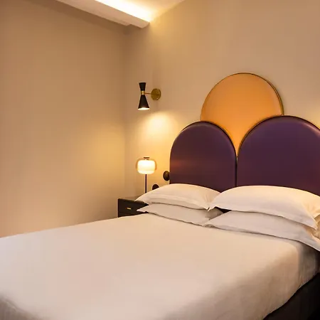 Hotel Mondial-3