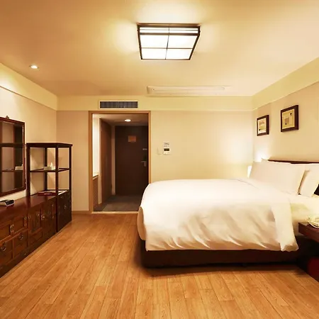 Best Western Premier Incheon Airport Hotel-3