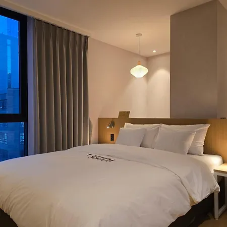 Tria Business & Boutique Hotel-2