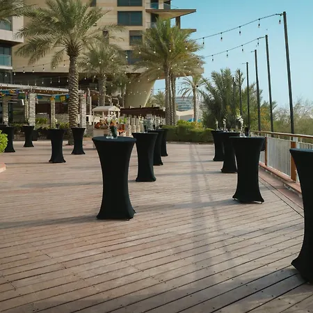 Yas Plaza Mangroves By Ihg-3
