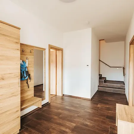 Regitnig - 4 Sterne Hotel Und Chalets-2