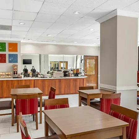 Comfort Suites Bush Intercontinental Airport-3