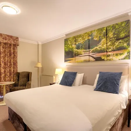Sunday Box Hill Burford Bridge Hotel-3
