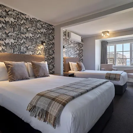 Suncourt Hotel & Conference Centre-3