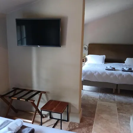 Hotel La Bastide d'Eygalières-2