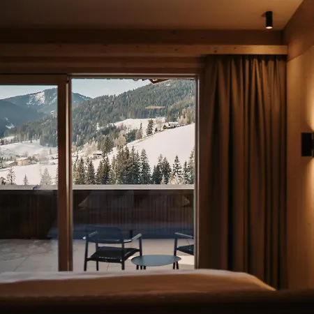 Hotel Neubergerhof-2