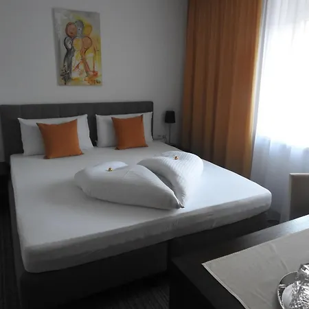 Hotel Garni Tannleger B&B-3