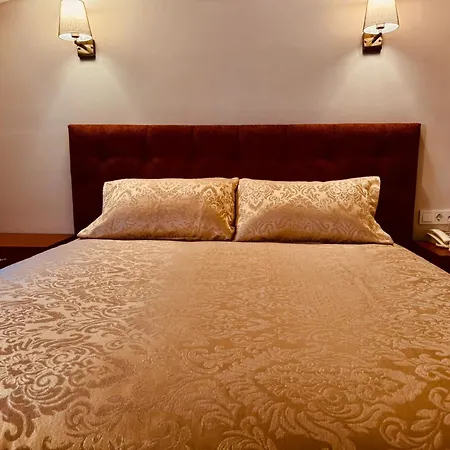 Golden Siyav Hotel-2