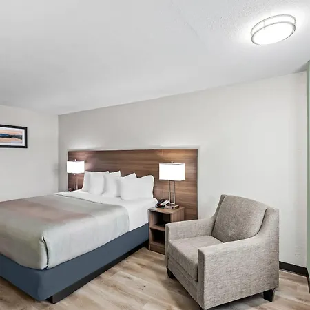 Quality Inn West Des Moines I-80 & I-235-3