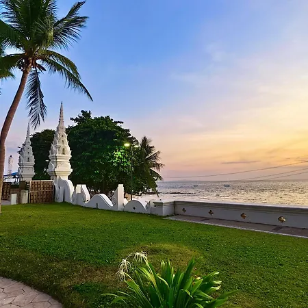 The Heritage Pattaya Beachfront Resort-2